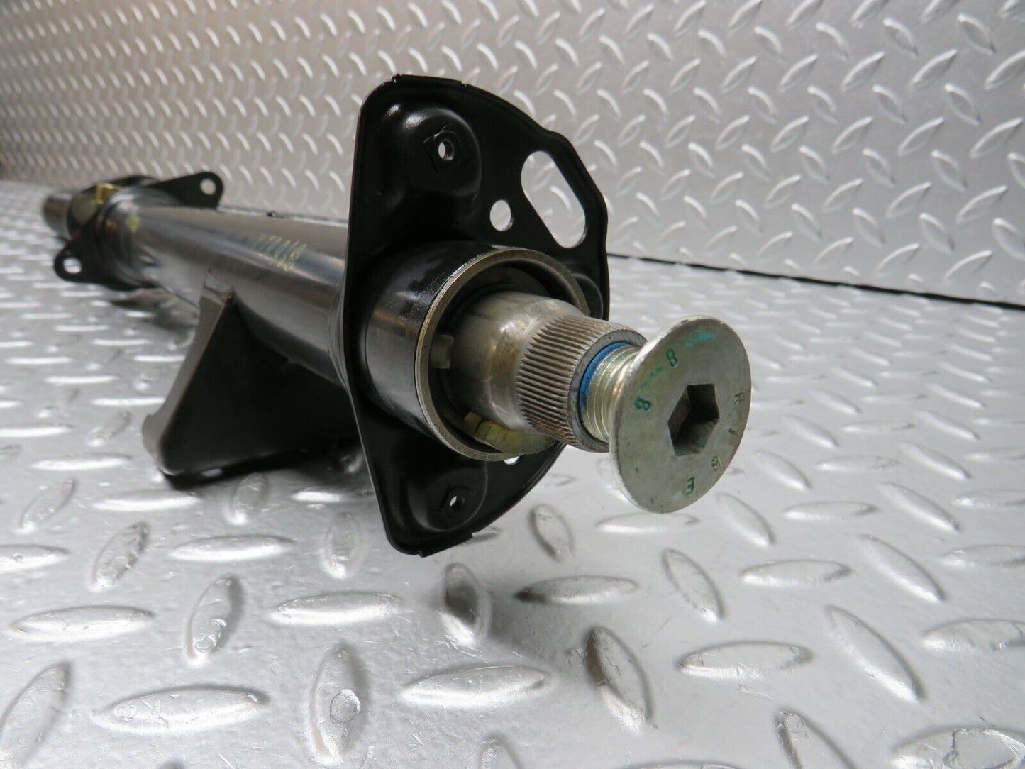 30432 Mercedes-Benz W124 230E Steering Column