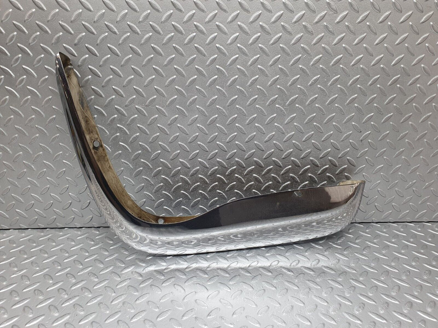 43399 Mercedes-Benz W108 280SE Front Right Upper Bumper Chrome