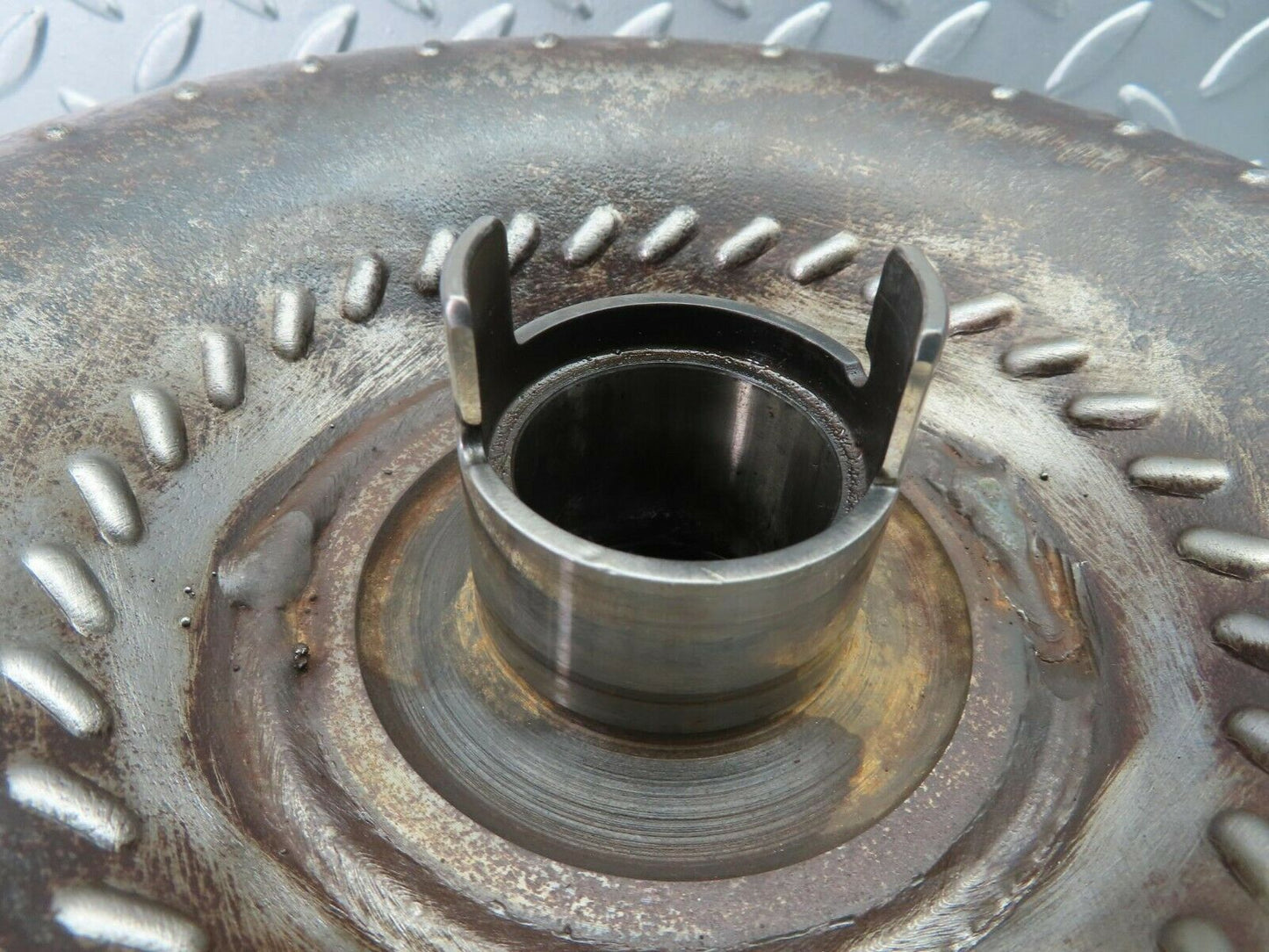 10059 Mercedes-Benz C123 230CE Coupe Torque Converter 1232500102