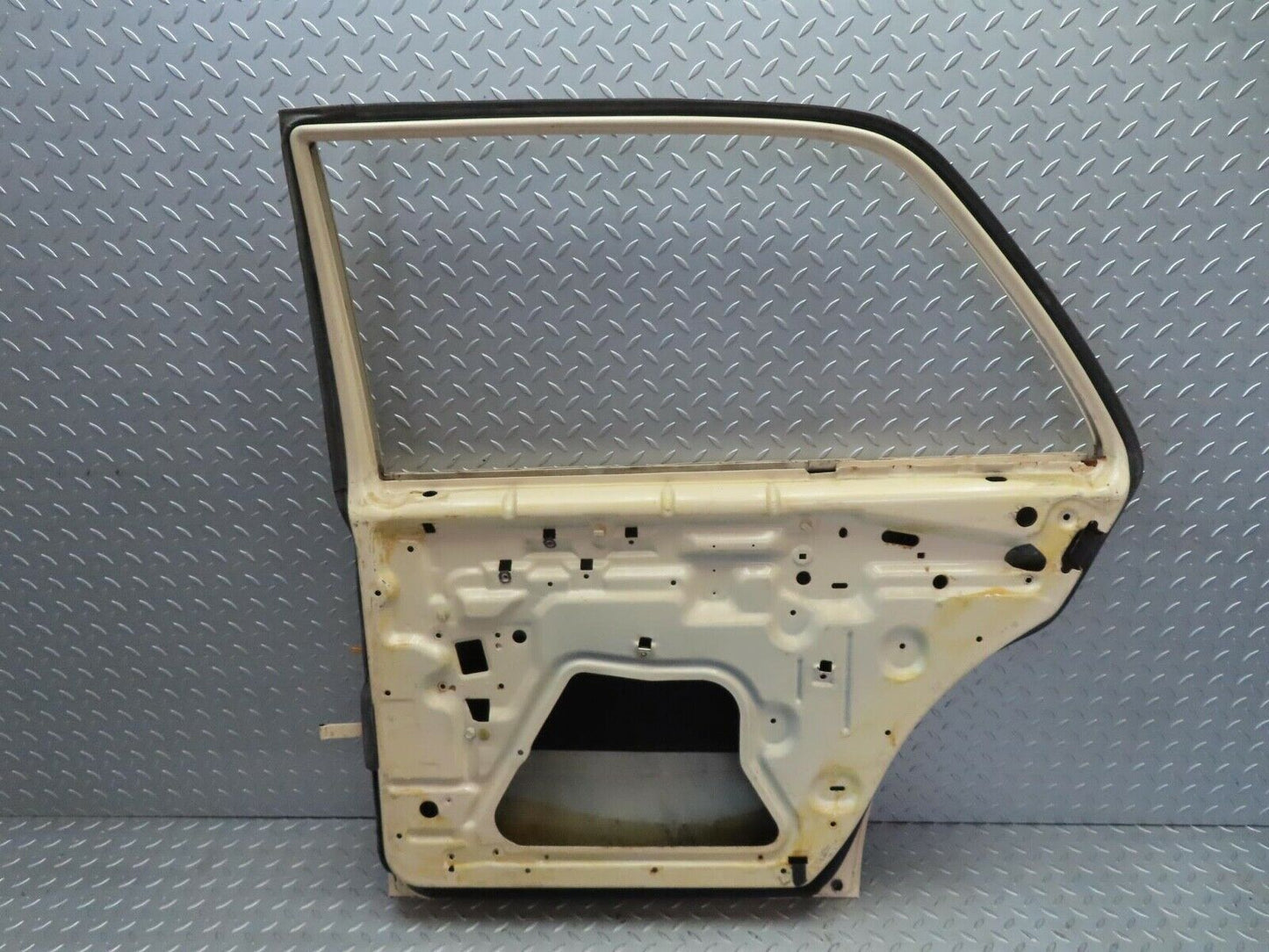 7001 Mercedes-Benz W123 230E Rear Right Door