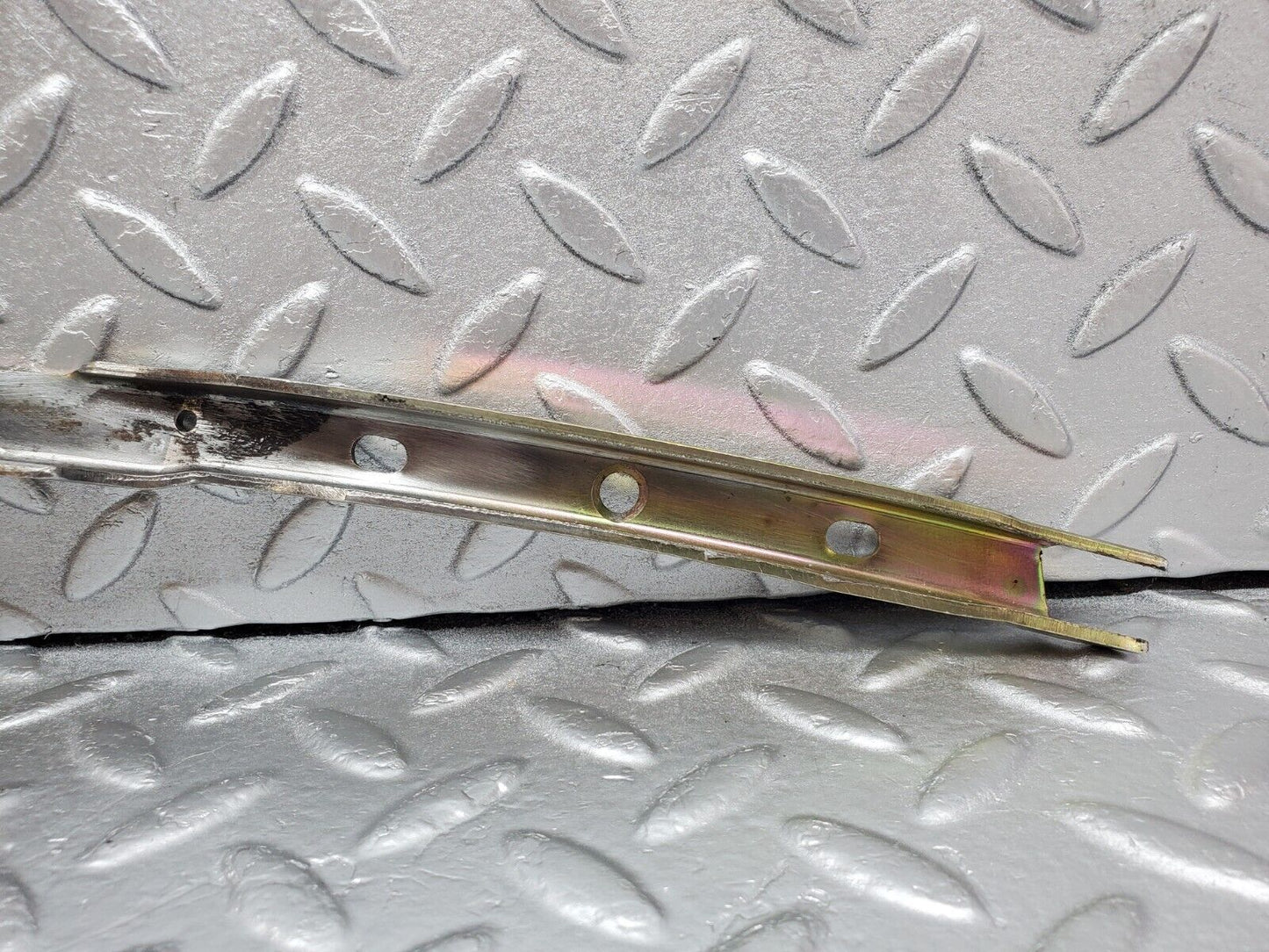 45242 Mercedes-Benz R129 300SL Coupe Left Door Front Window Channel