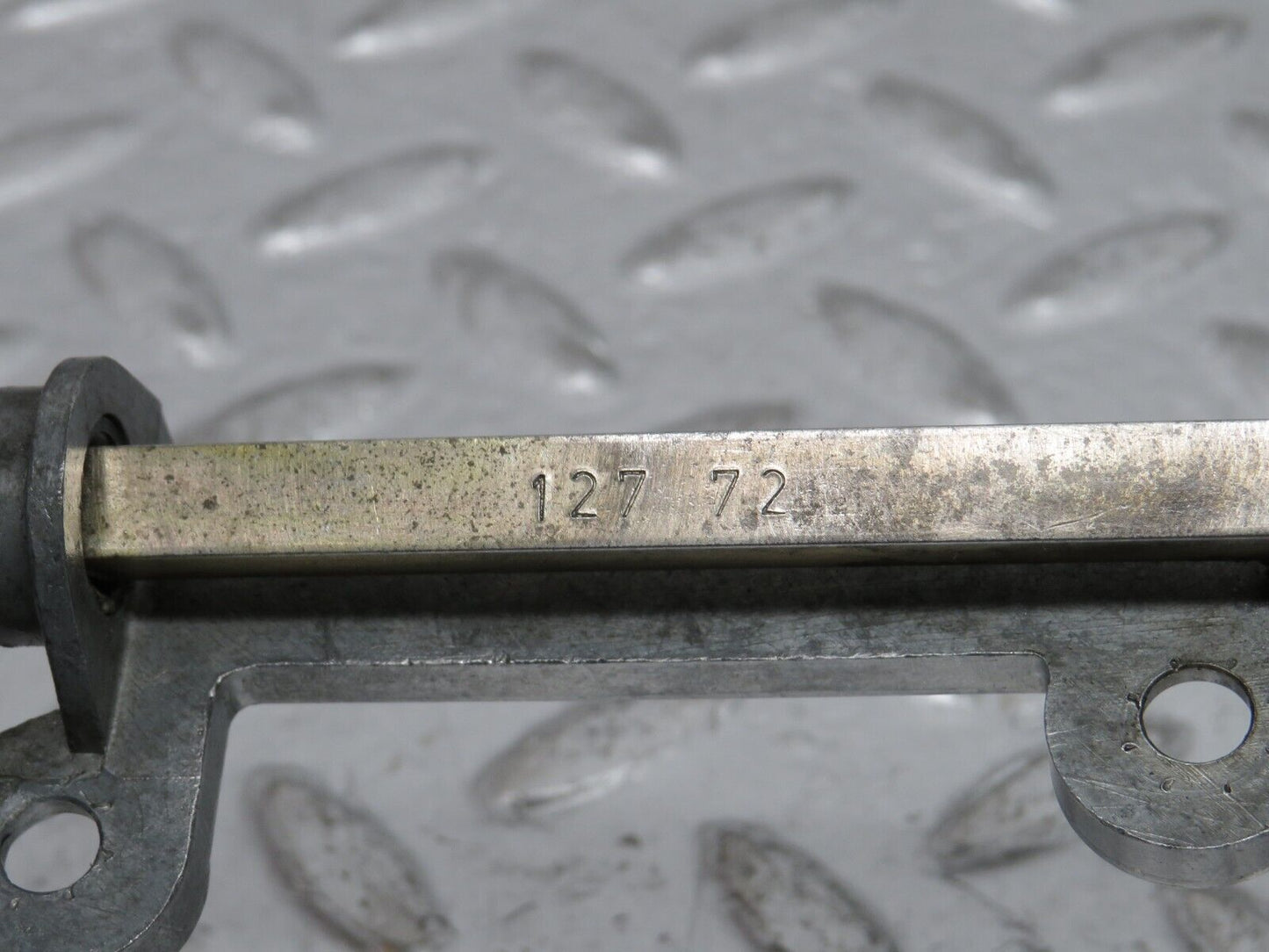 32276 Mercedes-Benz C107 350SLC Coupe Heater Control Mechanism