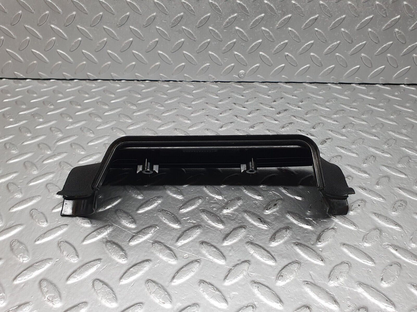 41115 Mercedes-Benz W126 300SE B Pillar Bottom Cover Right 1266920222