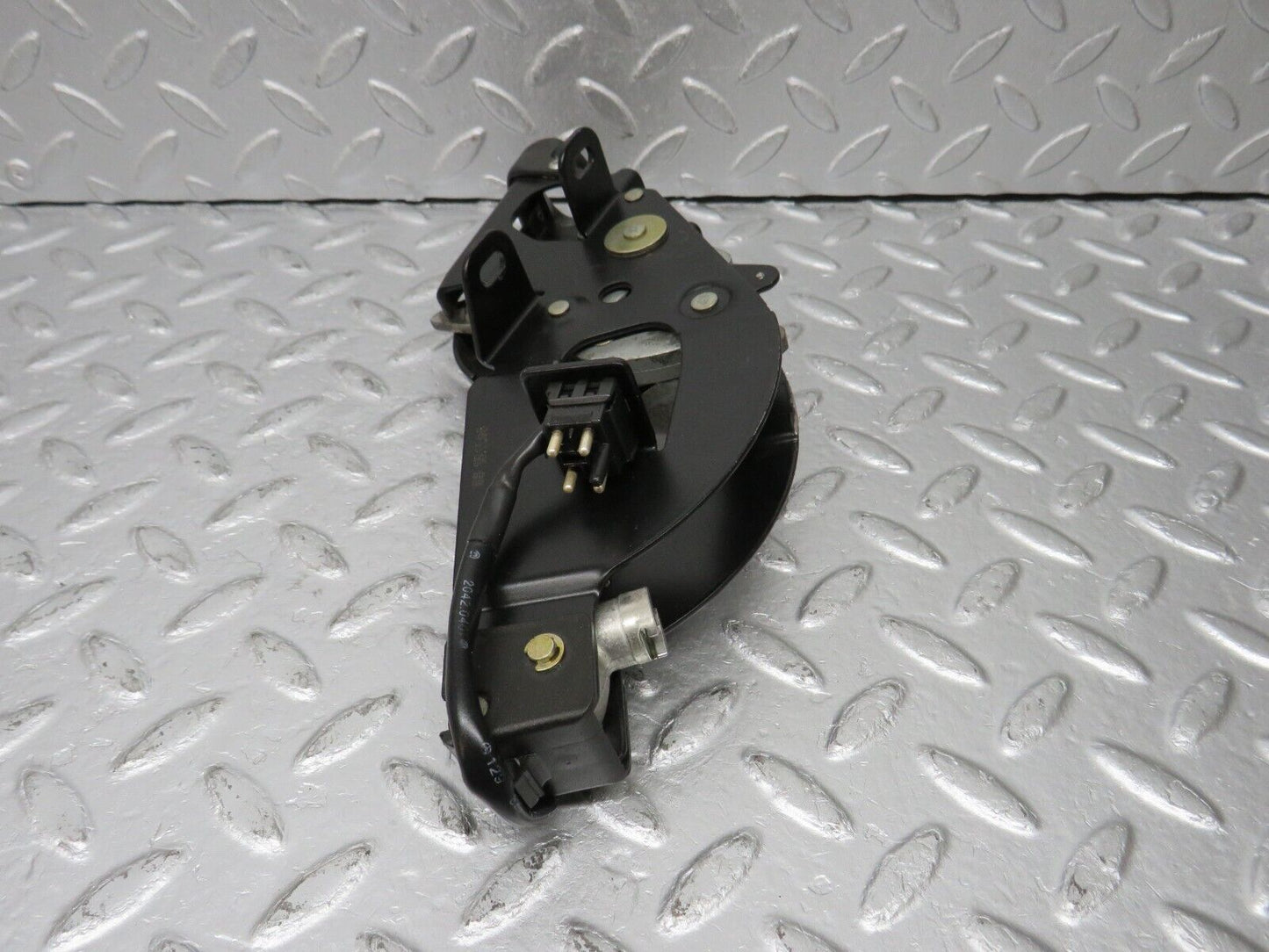39614 Mercedes-Benz R129 320SL Coupe Rear Left Roof Lock Mechanism 1298001174