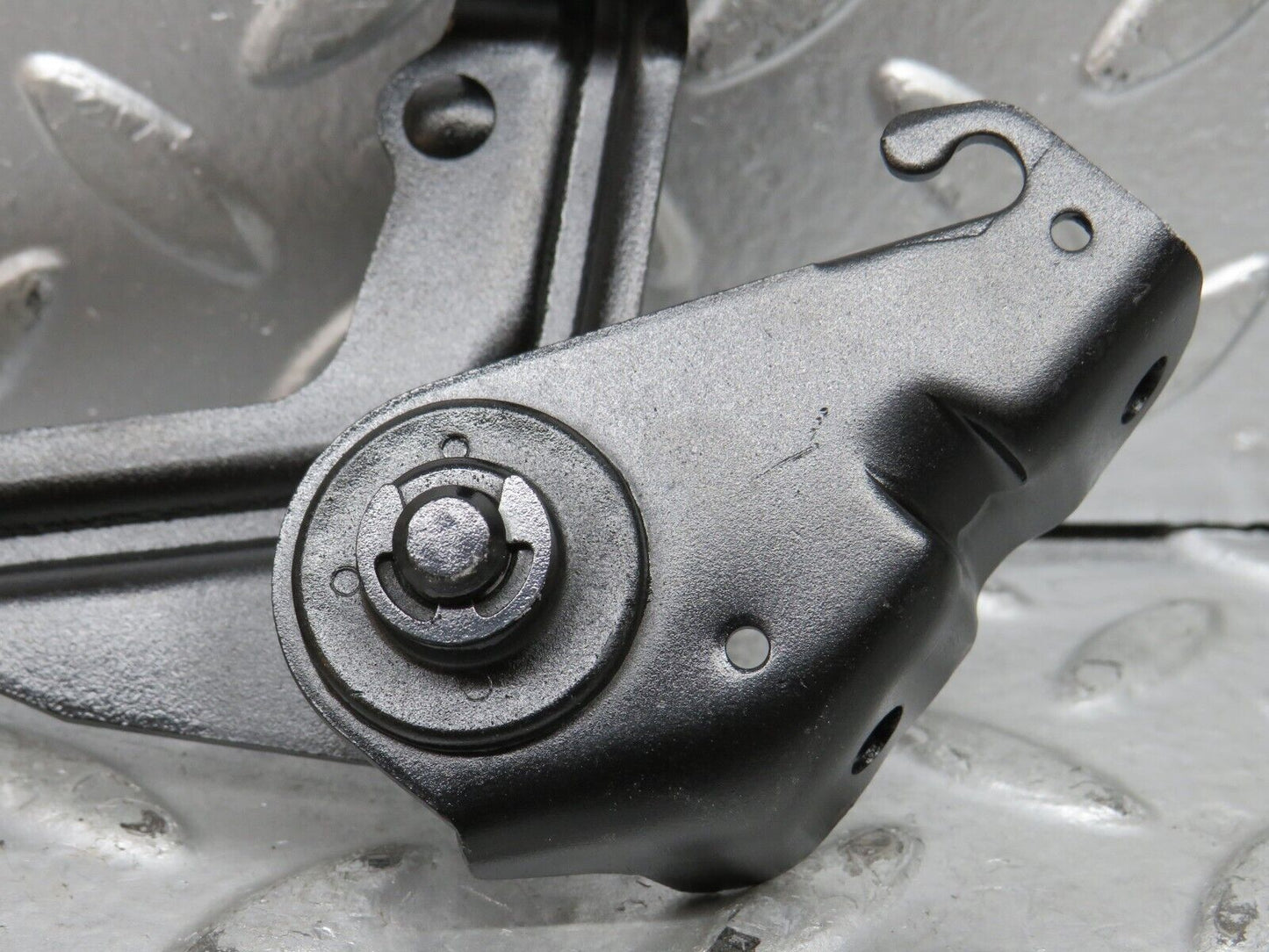 28459 Mercedes-Benz S123 240D Wagon Throttle Linkage