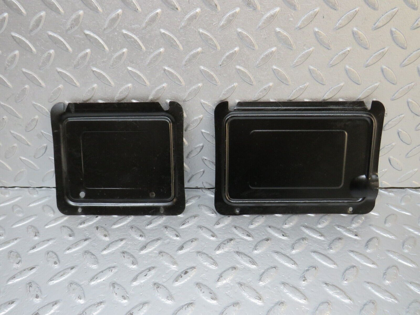 39924 Mercedes-Benz R107 350SL Coupe Trunk Boot Access Panels