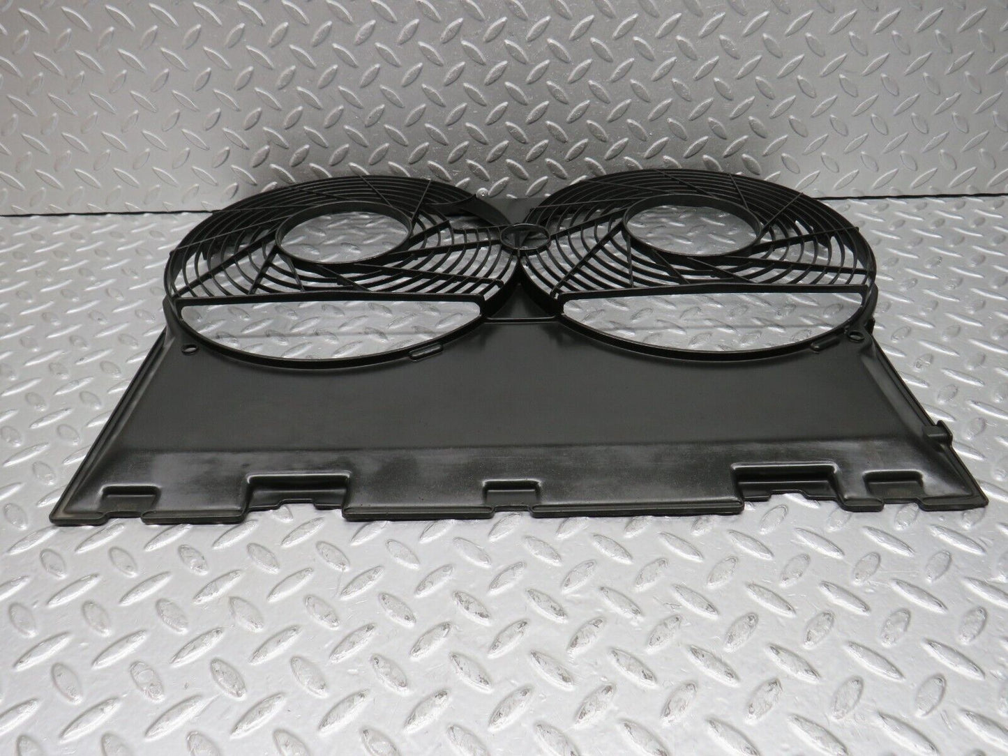 37792 Mercedes-Benz A124 320E Cabriolet Radiator Fan Shroud Cover 1245053555