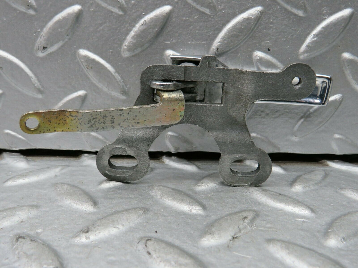 21977 Mercedes-Benz S123 280TE Front Right Interior Door Handle 1107660419