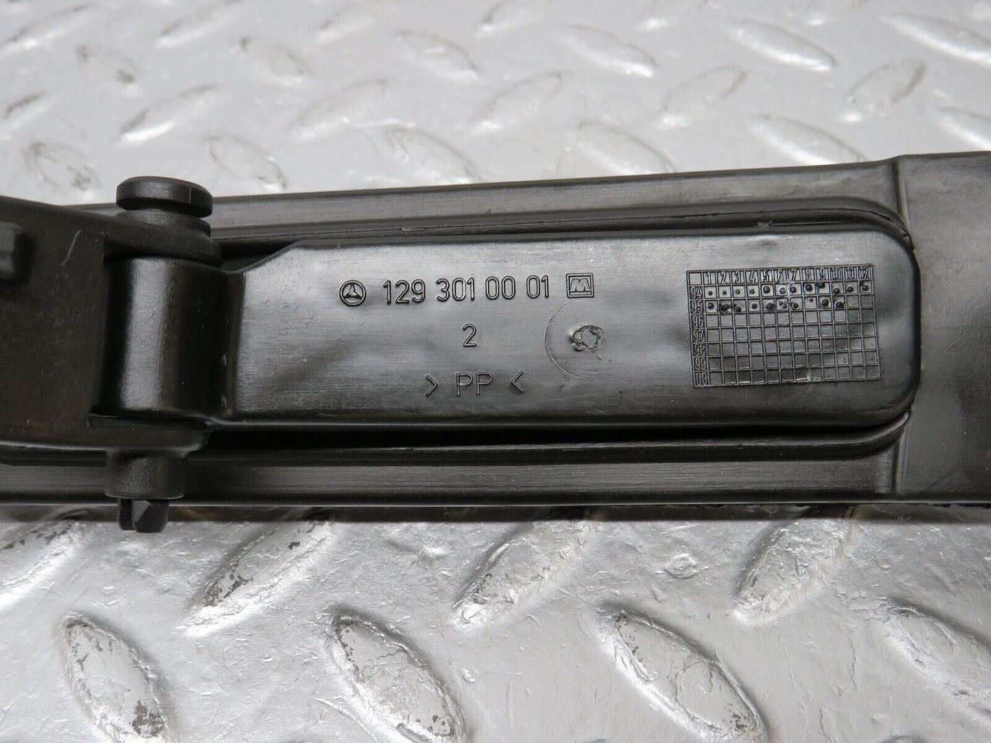 39500 Mercedes-Benz R129 320SL Coupe Accelerator Pedal 1293010620 1293010001 1293010382