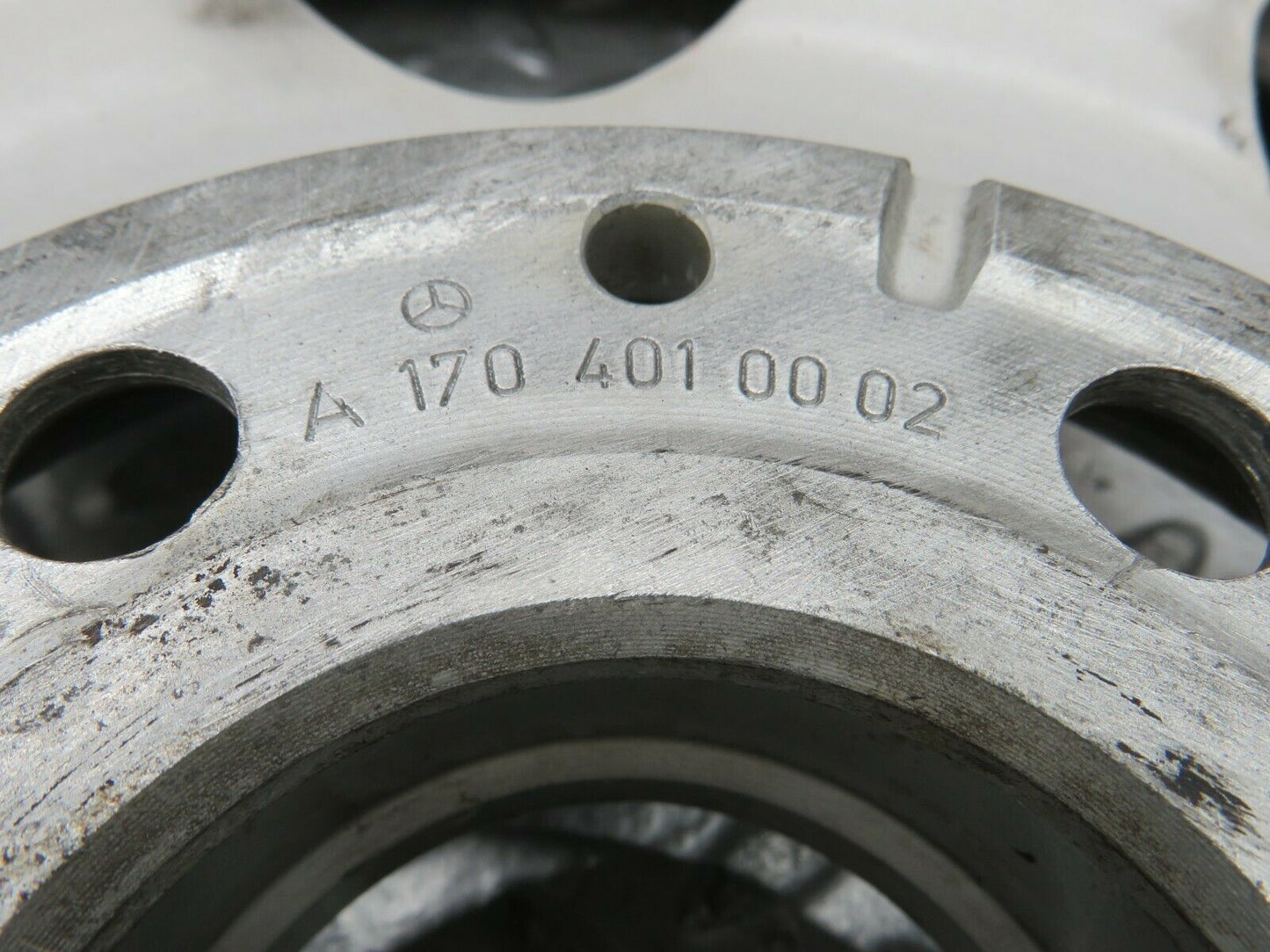 22844 Mercedes-Benz S123 280TE Alloy Wheel 7Jx15H2 ET37 1704010002