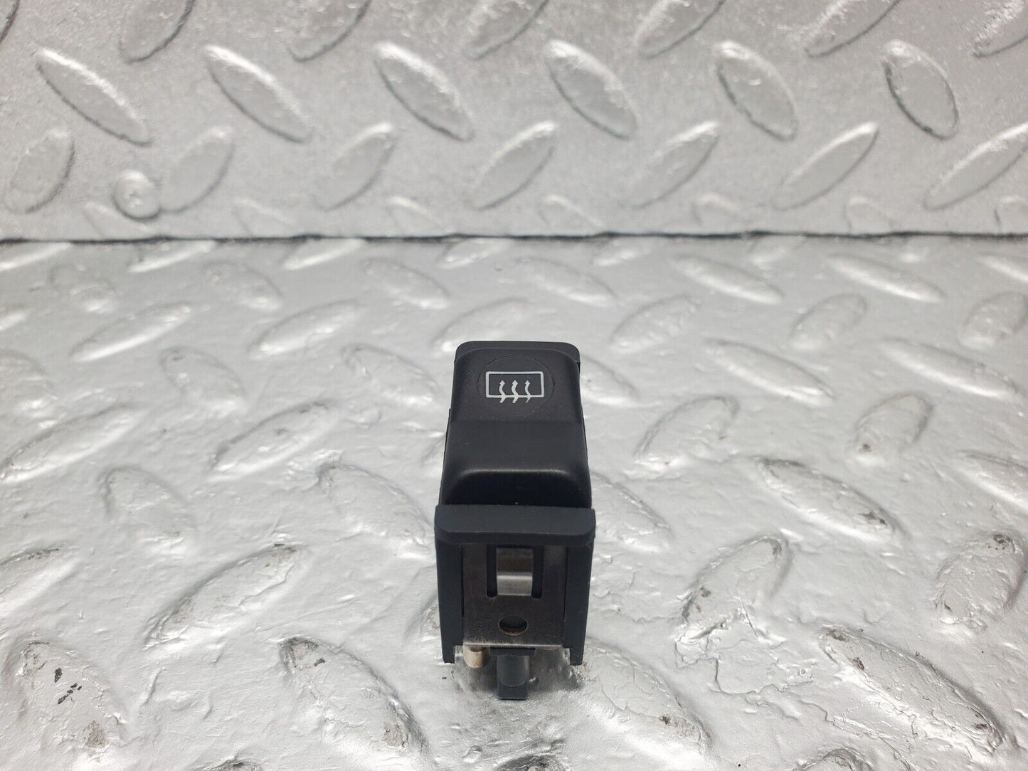 43914304
