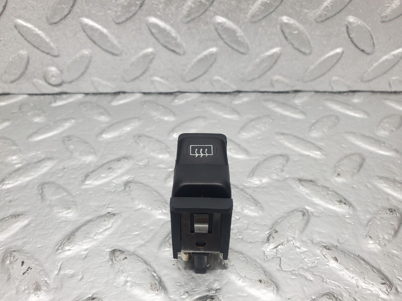 43914304