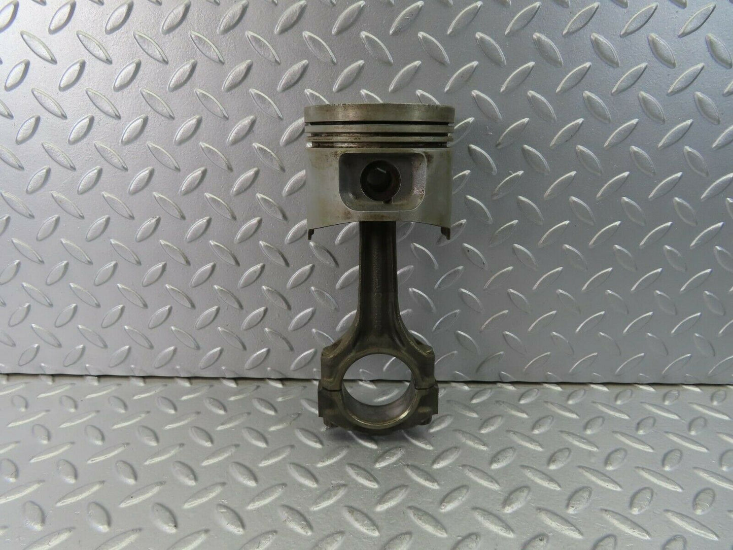 10137 Mercedes-Benz C123 230CE Coupe Piston With Connecting Rod 95.475 mm