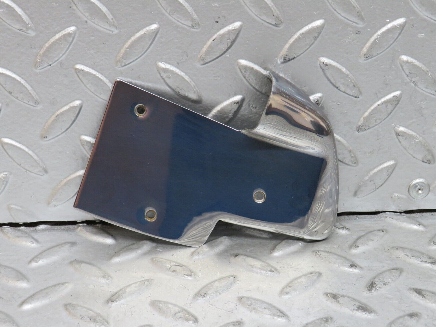 29134 Mercedes-Benz C124 320CE Coupe B Pillar Chrome Cover Plate Left Side