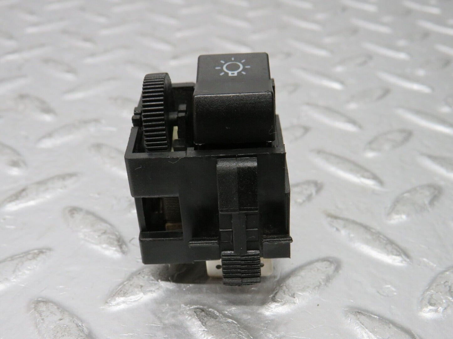 30041 Porsche 924 Headlight Switch 477941531