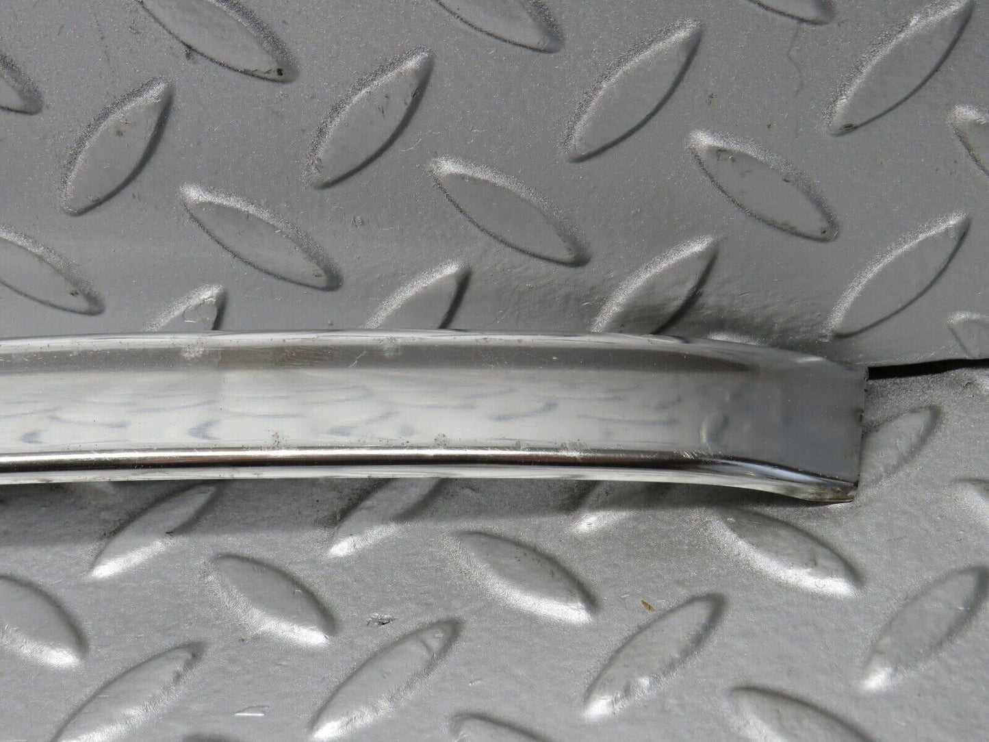 39854 Mercedes-Benz R107 350SL Hardtop Roof Chrome Left Side