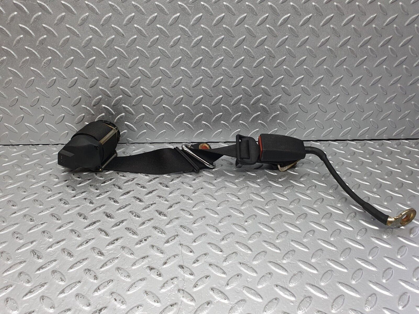 41268 Mercedes-Benz W126 300SE Rear Seat Belt Set With Buckles 124860050396 1248600585 1248601185