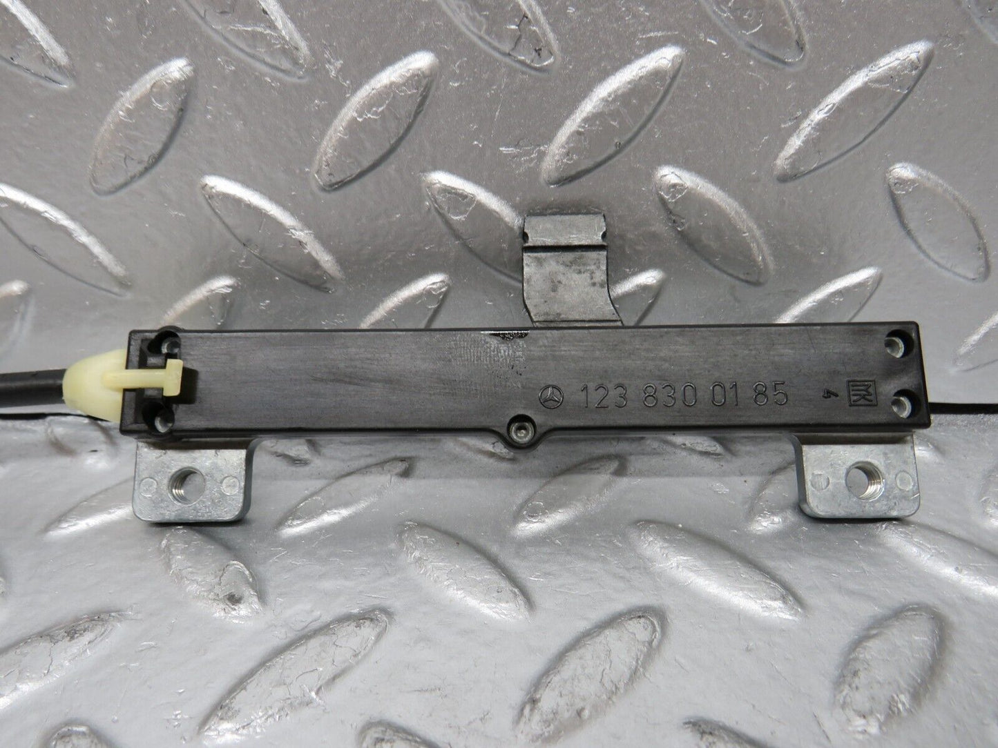 31032 Mercedes-Benz W123 230E Heater Control Slider 1238300185
