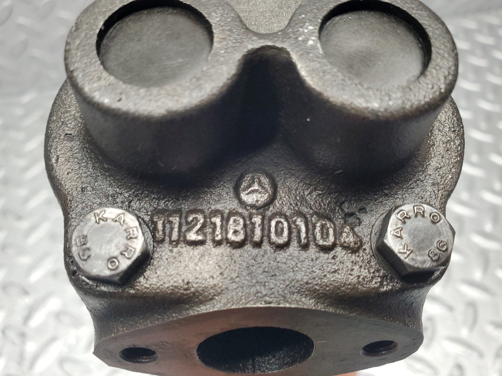 W112 oil pump used OEM