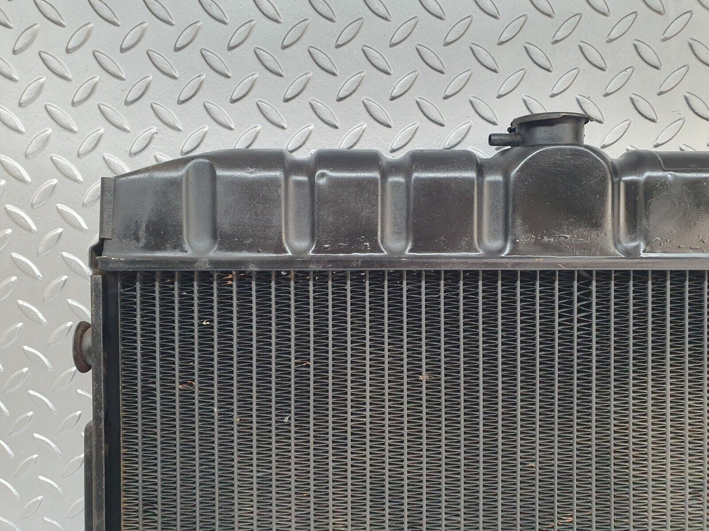 43317 Mercedes-Benz W108 280SE Engine Coolant Radiator Behr 1085000803