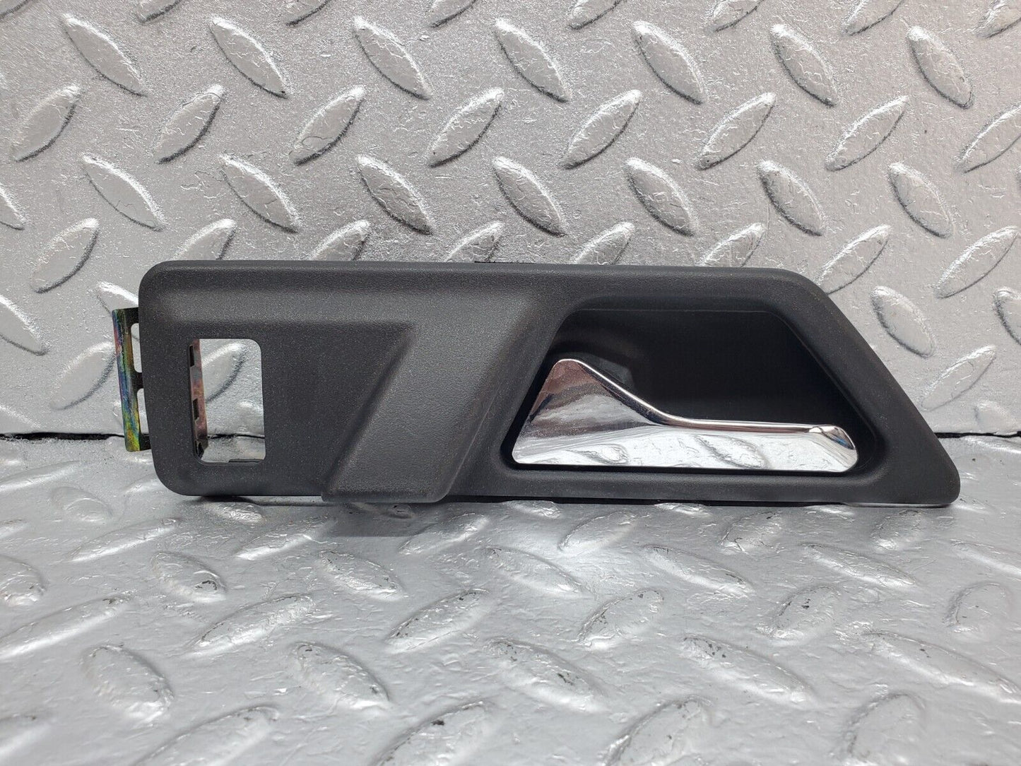 44744 Mercedes-Benz W124 220E Interior Door Handle Rear Left 1247600161
