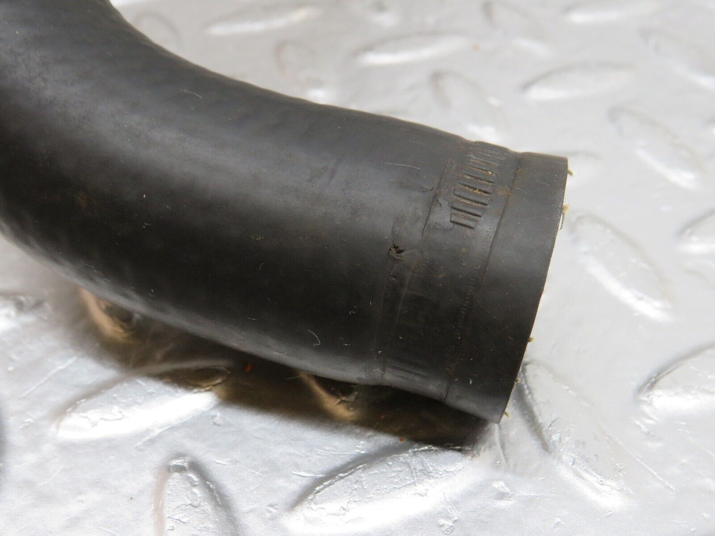 33585 Mercedes-Benz W201 190E Radiator Hose 2015014082