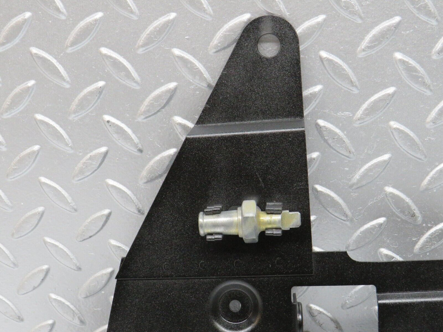 0744 Mercedes-Benz C107 350SLC Coupe Sunroof Motor Bracket