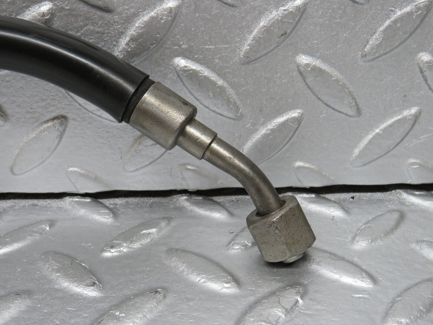 39160 Mercedes-Benz R107 500SL Fuel Pipe Line