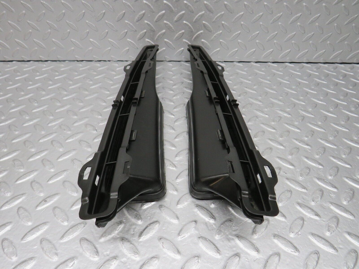 38558 Mercedes-Benz R129 280SL Coupe Dashboard Air Vent Duct 1298300219 1298300119