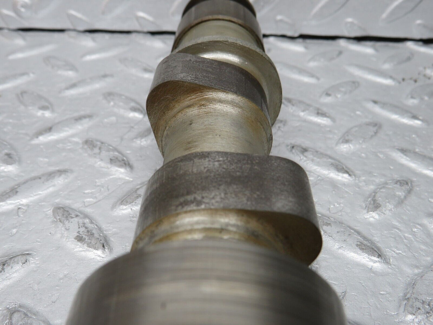 37134 Mercedes-Benz C126 420SEC Coupe Camshaft Right Side 11711