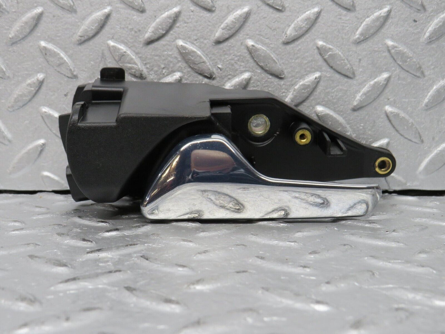 38473 Mercedes-Benz R129 280SL Coupe Left Door Interior Handle