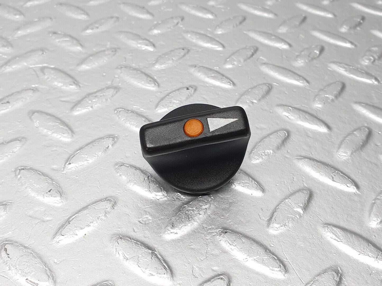 40767 Mercedes-Benz W123 300D Headlight Switch Knob 1265400083