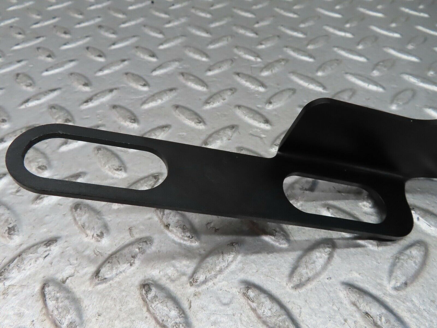 19457 Mercedes-Benz C140 CL420 Coupe Exhaust Bracket Pair 1404923341