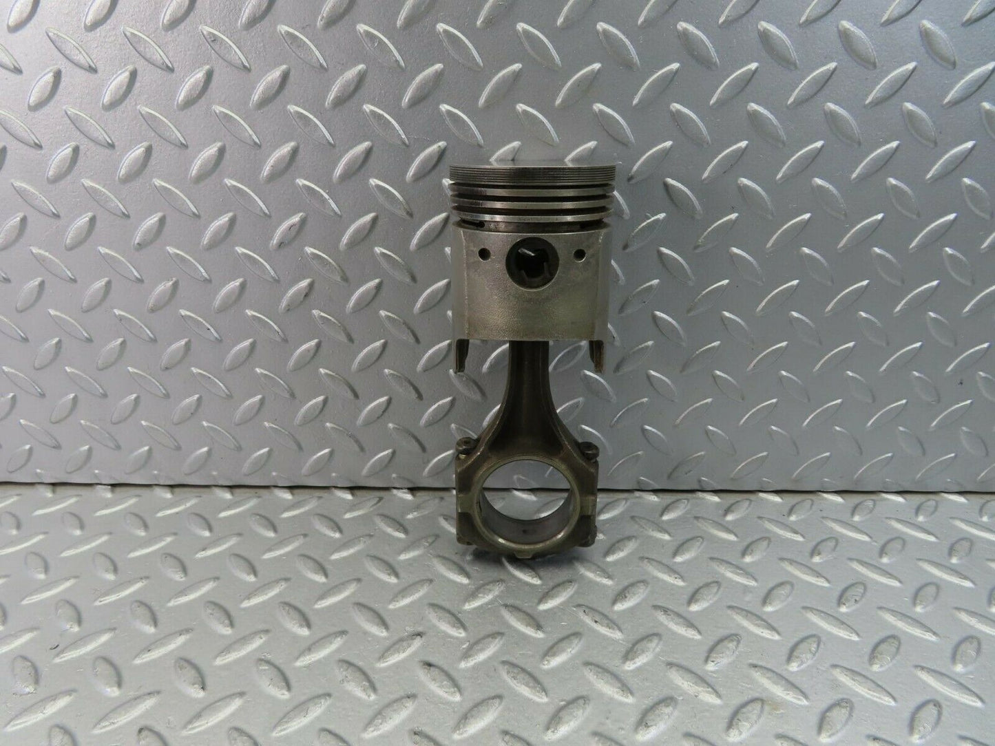10206 Mercedes-Benz W111 220SE Piston With Connecting Rod 79.97 mm