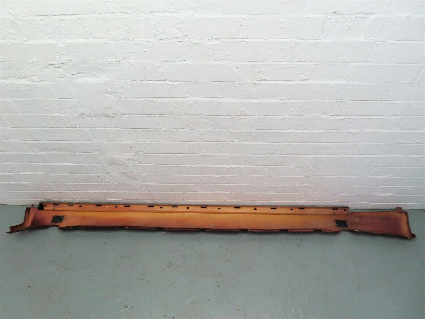 6701 Mercedes-Benz S124 E220 Wagon Side Skirt Left Side 1246902340