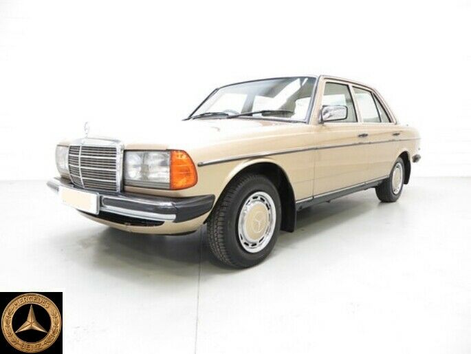 2222 Mercedes-Benz W123 280E Air Duct Heater Ventilation Left 1238310446