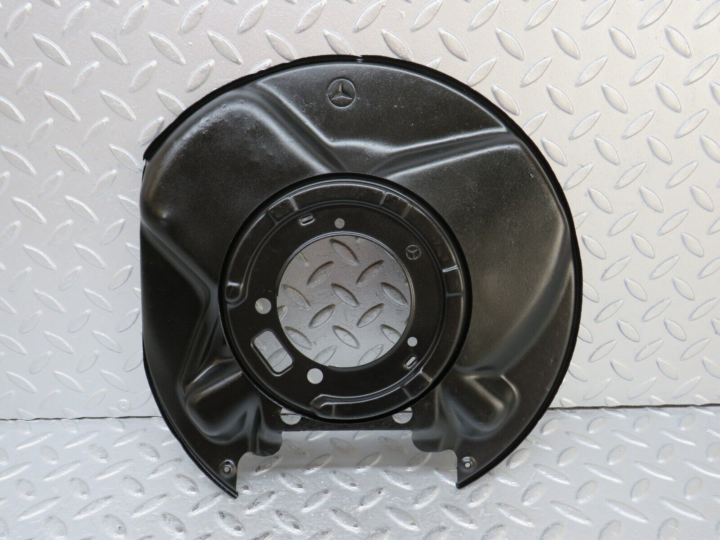 36785 Mercedes-Benz W201 190E Rear Brake Disc Protection Plate
