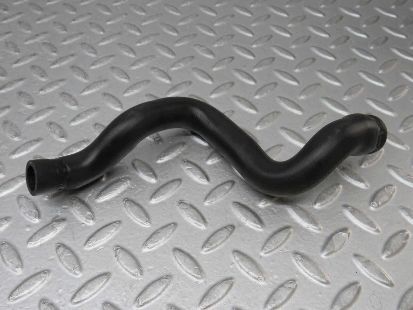 36283 Mercedes-Benz W126 420SE Heater Hose Pipe 1268321094
