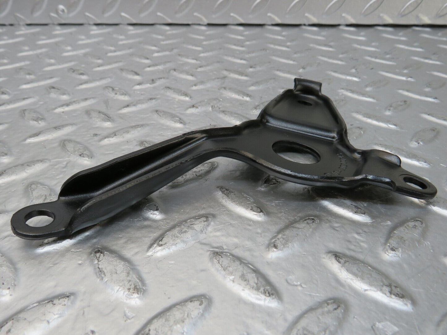 25948 Mercedes-Benz W124 280E Belt Tensioner Strut Bracket 1042020040
