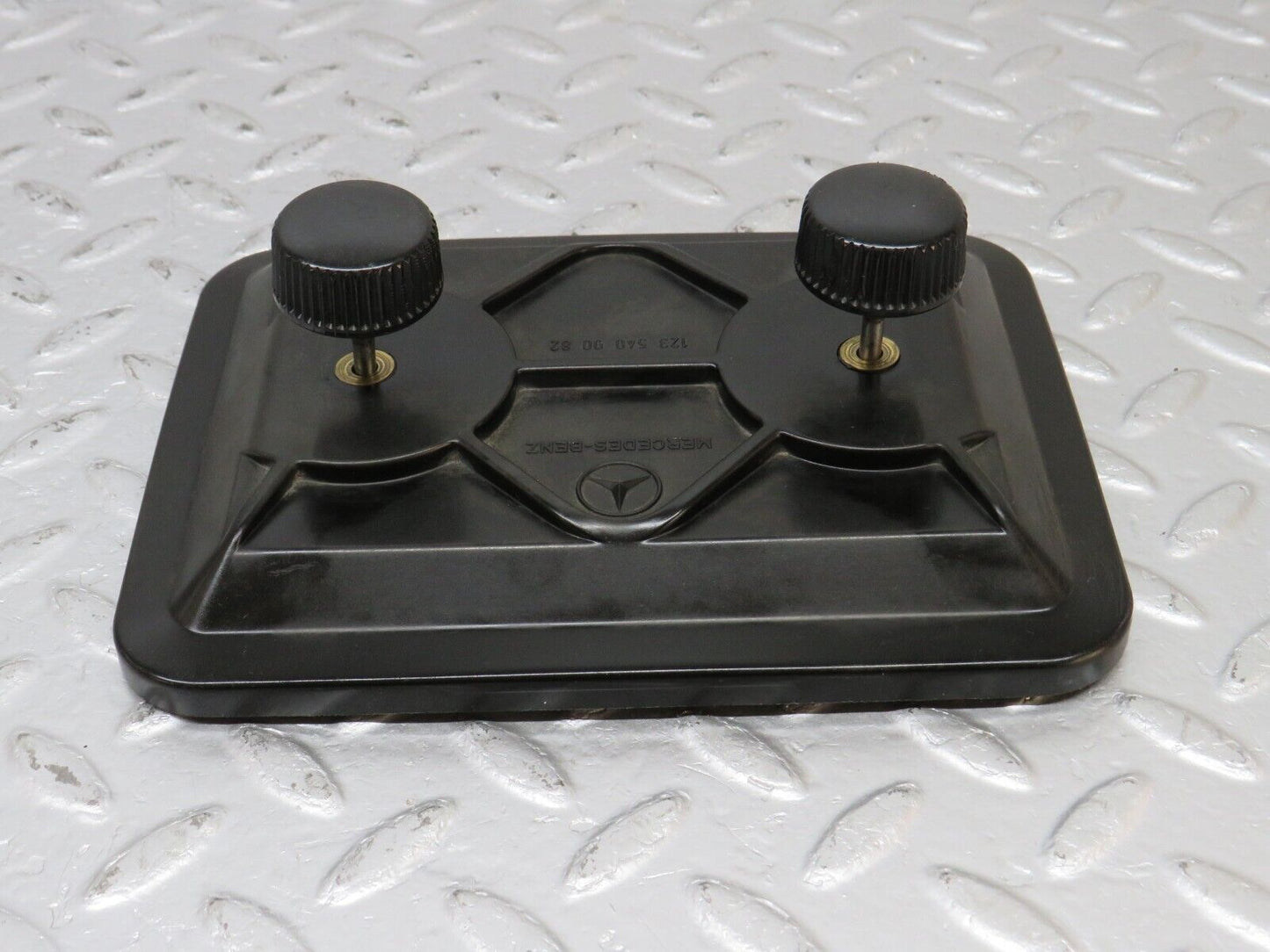 40572 Mercedes-Benz W123 300D Fuse Box Cover Lid 1235400082