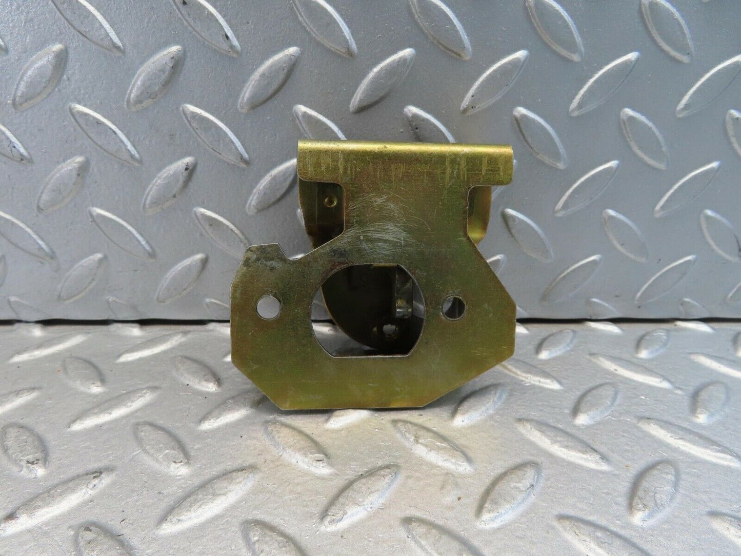 11368 Mercedes-Benz C123 230CE Coupe Boot Lid Lock Trunk Lock
