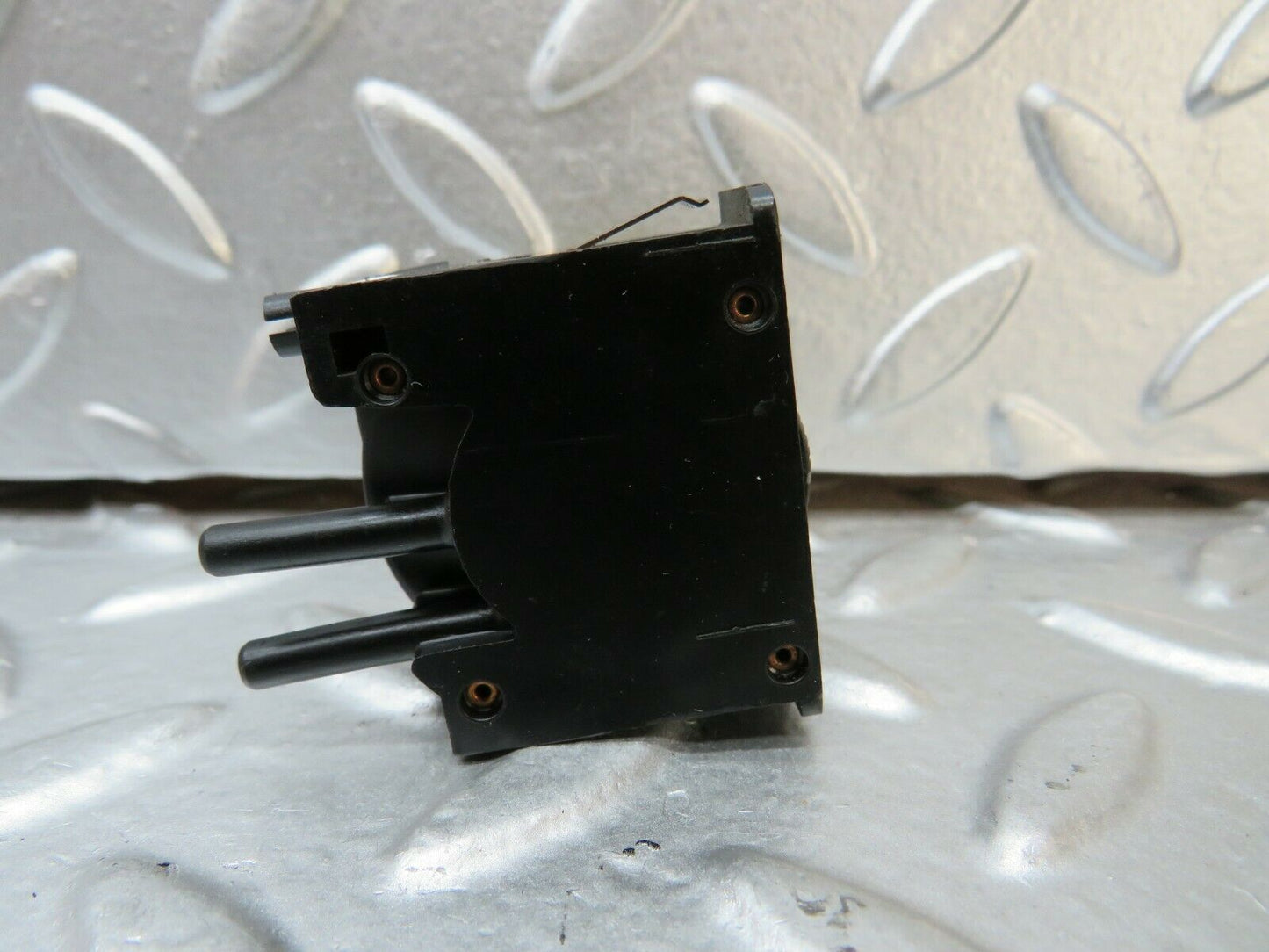 23975 Mercedes-Benz W123 280E Headlight Level Switch 0008000473 0307650100
