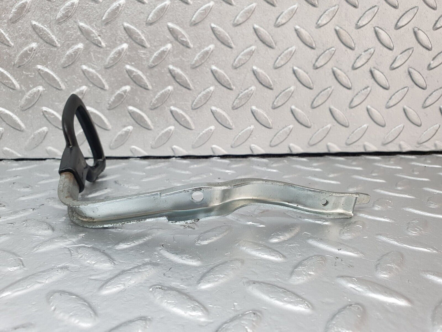 44042 Mercedes-Benz C123 230CE Coupe Front Right Seat Side Height Adjust Handle