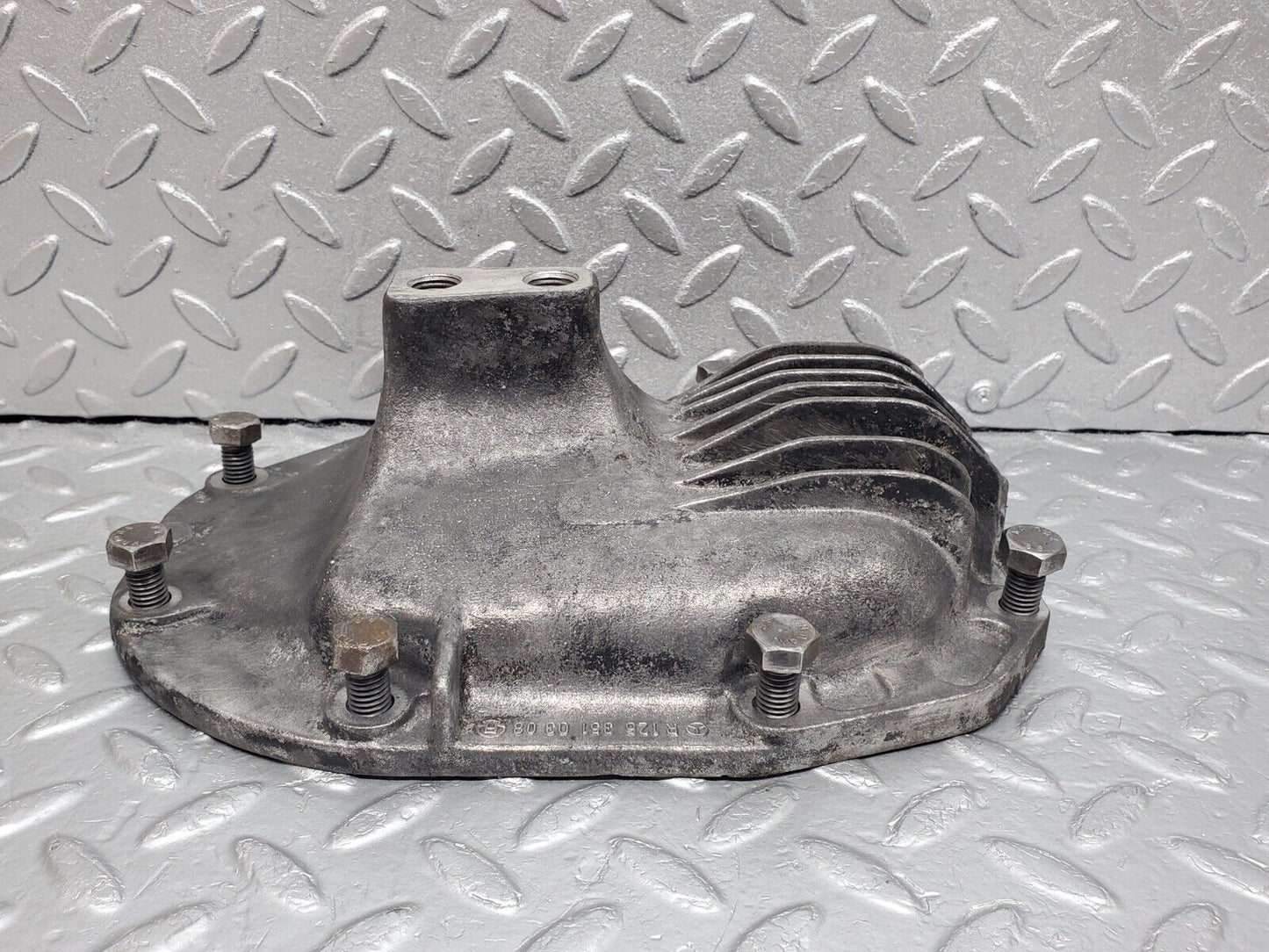 45523 Mercedes-Benz C126 380SEC Coupe Rear Differential Cover 1263510308