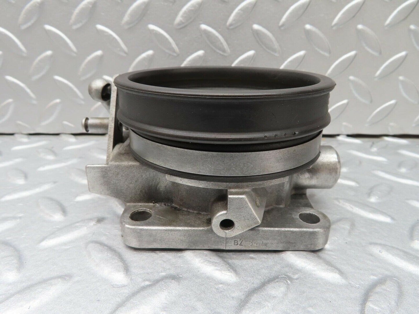 15923 Mercedes-Benz W123 280E Throttle Body Valve & Linkage
