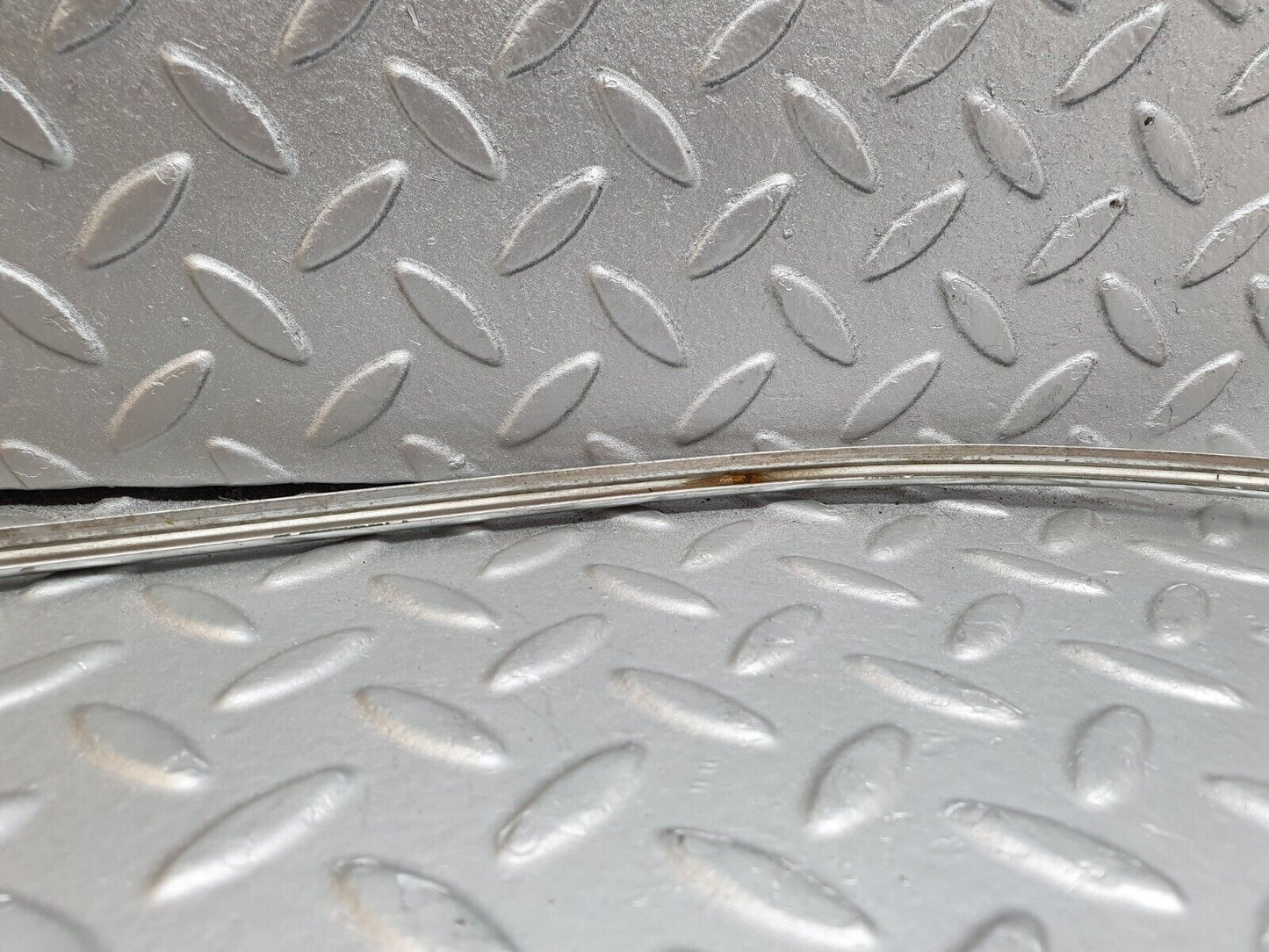 43478 Mercedes-Benz W108 280SE Roof Chrome Trim Left Side