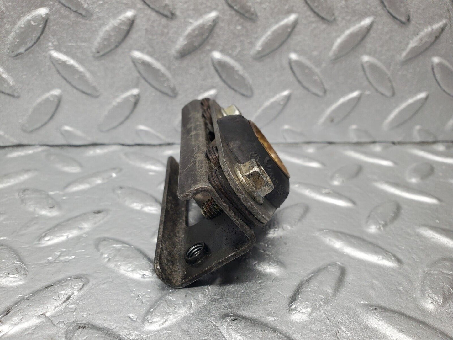 47010 Mercedes-Benz R129 320SL Coupe Roof Lock Latch 1296300320
