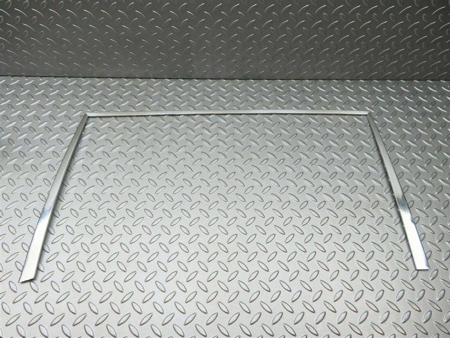 3737 Mercedes-Benz S123 200T Wagon Door Chrome Window Frame Rear Right