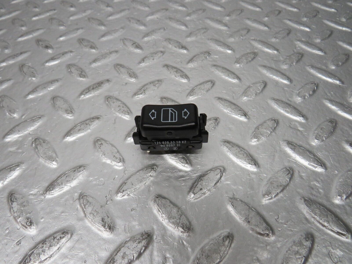 30522 Mercedes-Benz W124 230E Electric Window Switch Left Side 1248209310