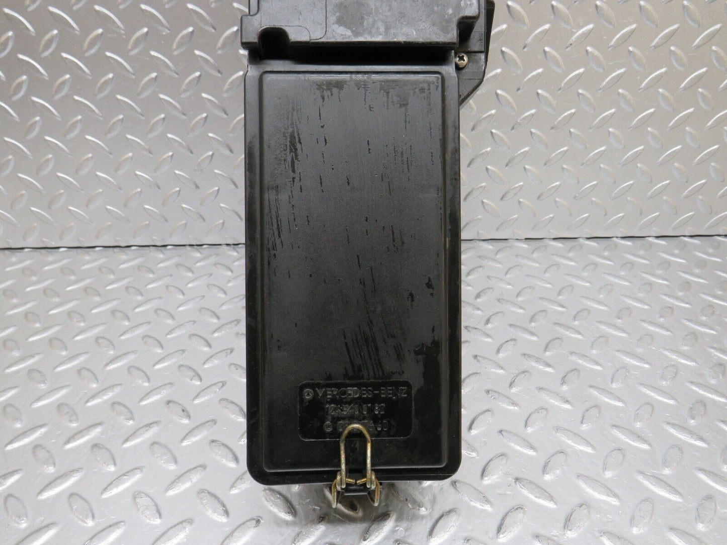 29329 Mercedes-Benz W124 230E Fuse Box 1245401850 1245400282 1245400182